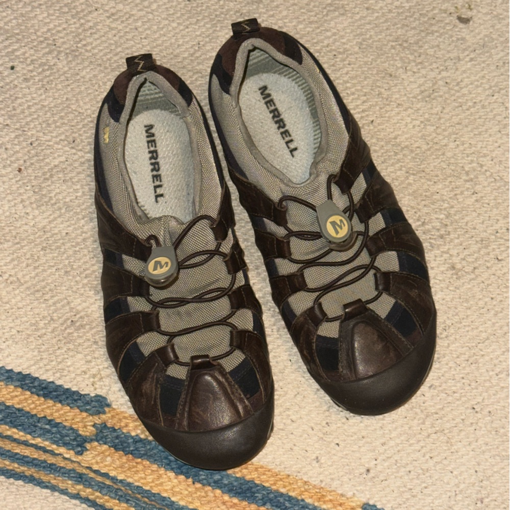 MERRELL *CAPER BRACKEN* HIKING/TRAIL/WALKING BUNGEE BROWN SNEAKERS